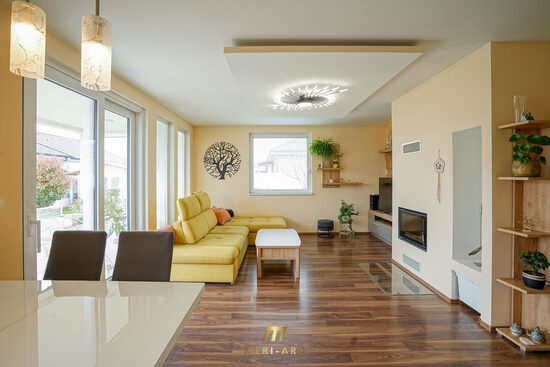 3-izbový rodinný dom s garážou, krbom a 600 m² krásnym pozemkom – Rajka, pri Bratislave